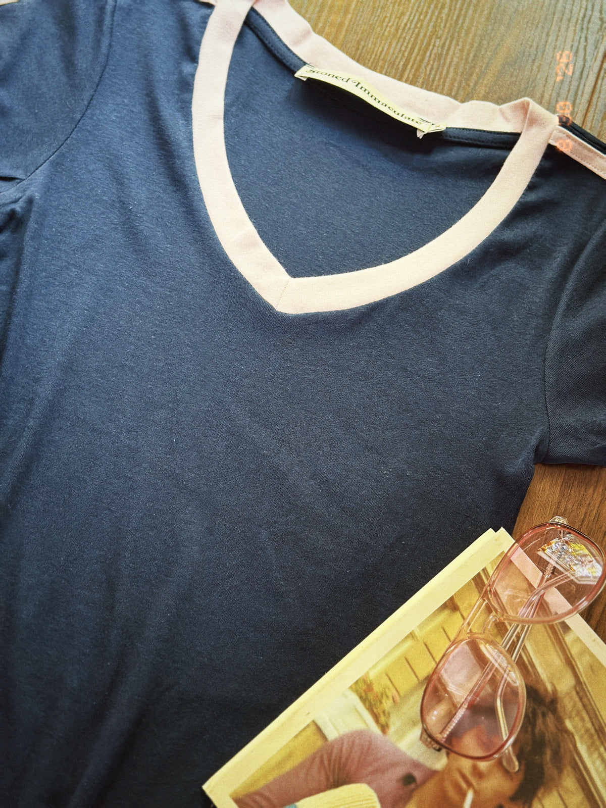 Malibu tee in navy/blush