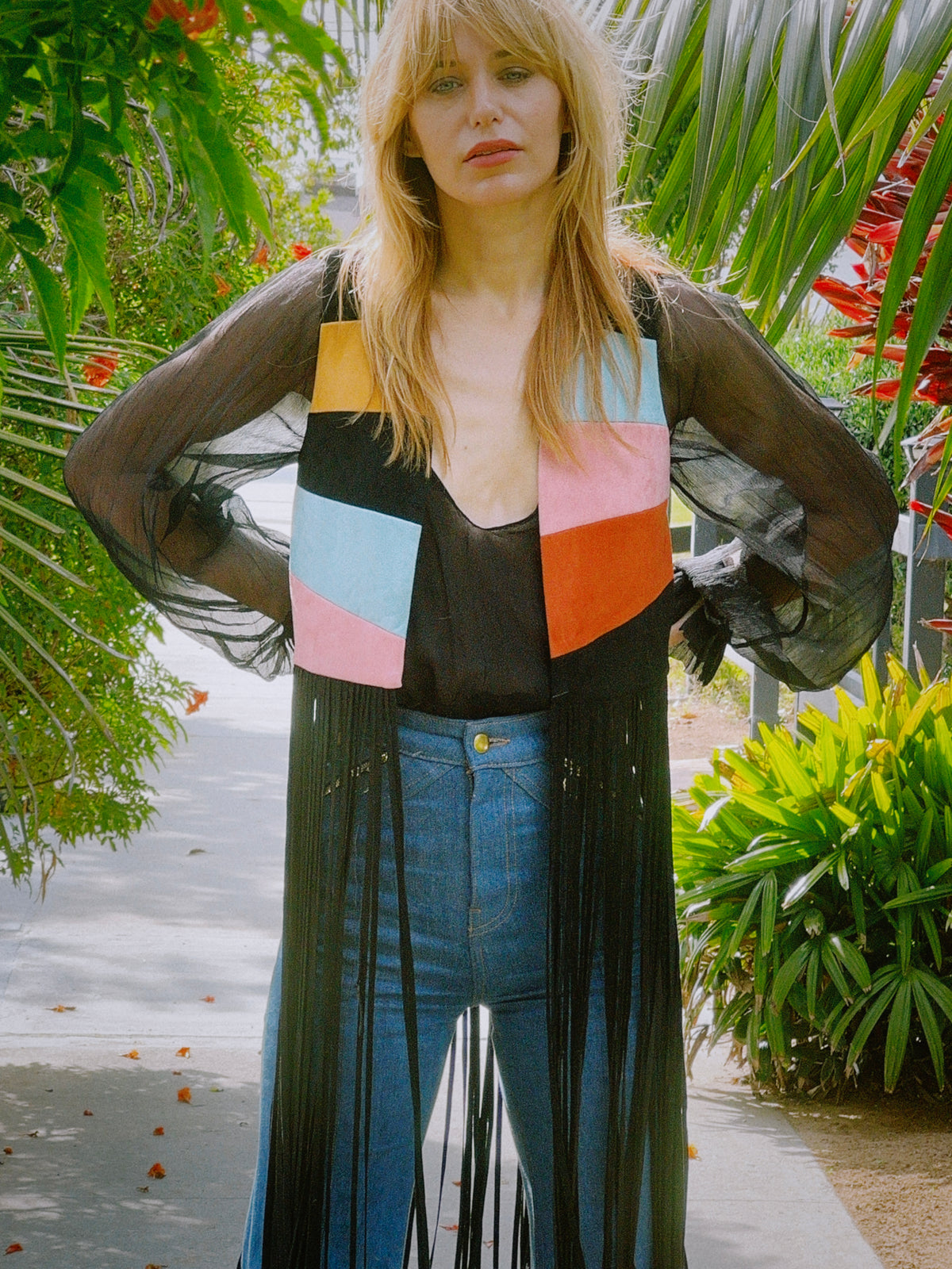 California Dreamin vest in black