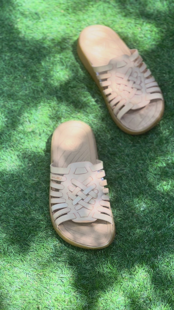 
                  
                    Load and play video in Gallery viewer, Cove Slide | Vegan Leather | Rubber | Tan
                  
                
