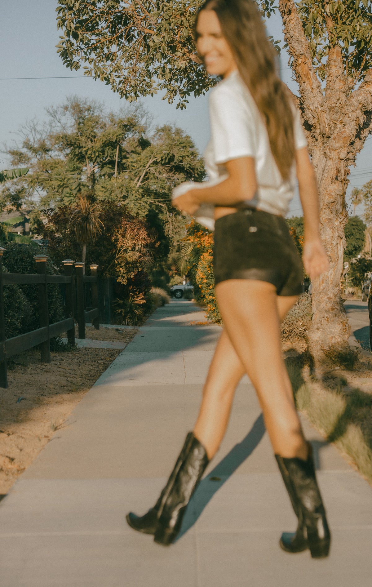 easy rider leather shorts in black